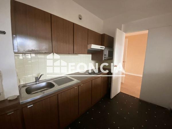 Location Studio 46.9 m² - ET ALLEE DU MORBIHAN Cholet 49300