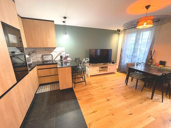 Appartement Saint Germain En Laye 3 pièce(s) 59.3 m2 510 000 € **  - Référence  18214