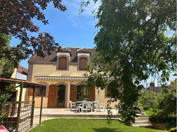 Maison au calme proche de Joigny