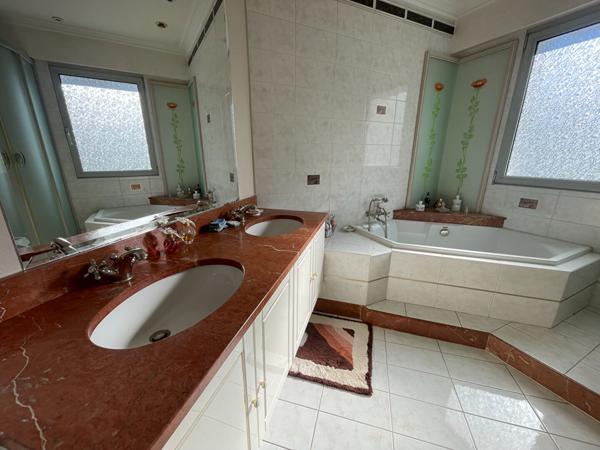 Maison Basse Goulaine 7 pièce(s) - 230m²