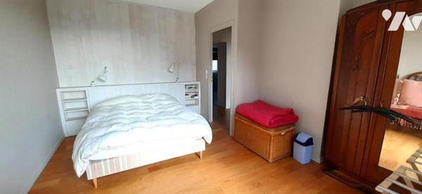 MAISON EQUEURDREVILLE CENTRE 4 CHAMBRES + COUR
