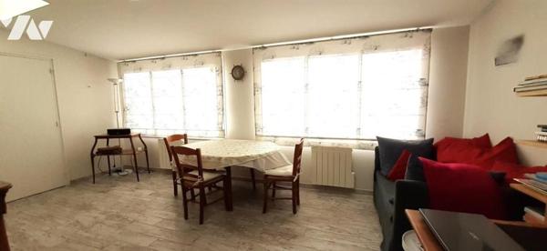 MAISON EQUEURDREVILLE CENTRE 4 CHAMBRES + COUR