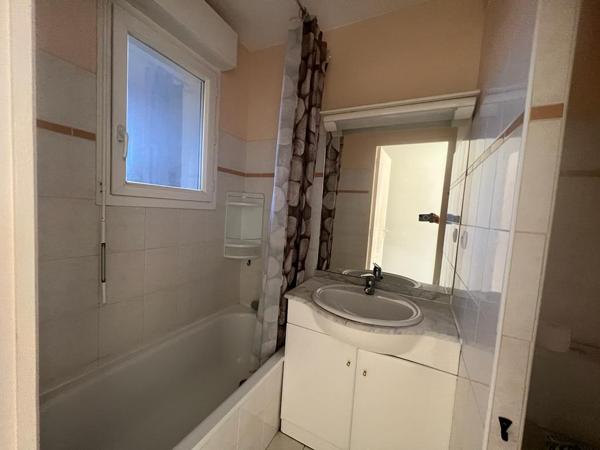 Appartement T2- 32,23m² - Manosque - Réf. 222
