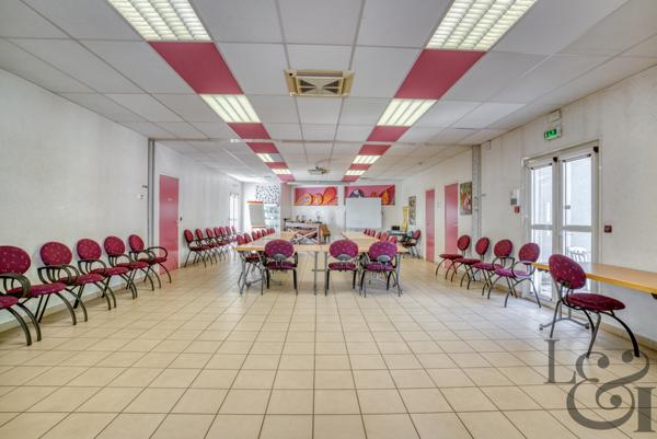 Ensemble immobilier composé de 4 bâtiments à vendre à Villeneuve sur lot