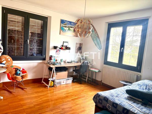 Magnifique maison spacieuse et lumineuse de 333 m² – Cadre verdoyant