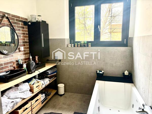 Magnifique maison spacieuse et lumineuse de 333 m² – Cadre verdoyant