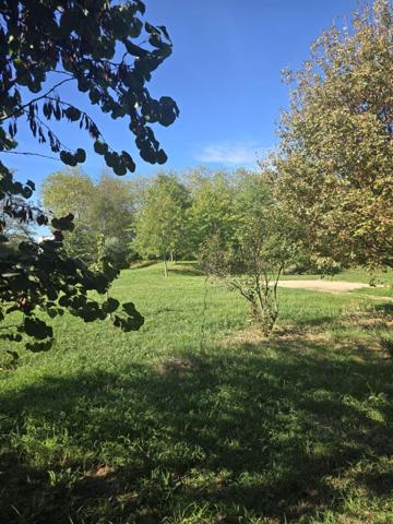 Appartement T4 de 84m2 rez-de-jardin - 250 000 €.