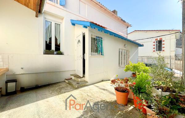 ROYAN, MAISON DE VILLE 4 pièces A PROXIMITE IMMEDIATE DU MA