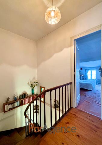 ROYAN, MAISON DE VILLE 4 pièces A PROXIMITE IMMEDIATE DU MA