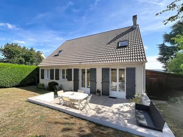 Maison à JUZIERS, 78820 - 6 pièces 146m²