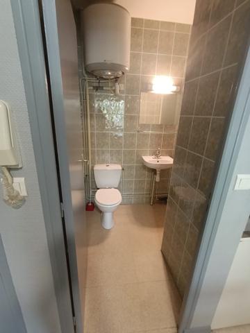 Studio meublé n°24 – 16,85 m² – 2ᵉ étage, Saint-Nazaire