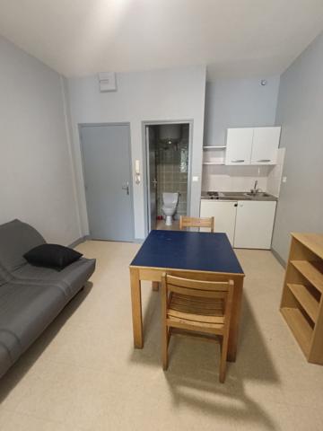 Studio meublé n°24 – 16,85 m² – 2ᵉ étage, Saint-Nazaire