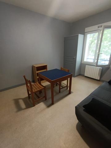 Studio meublé n°24 – 16,85 m² – 2ᵉ étage, Saint-Nazaire