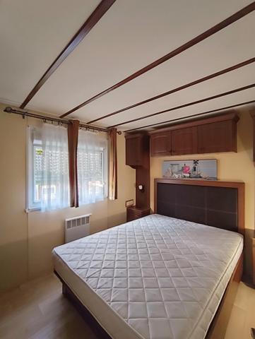 Ferme à restaurer avec un mobil home en option