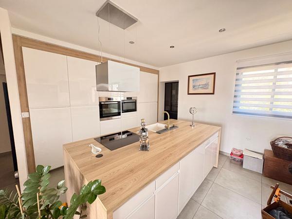 Maison 6 pièces 145 m2