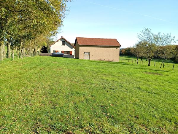 Maison habitable de suite, rafraîchissement à voir