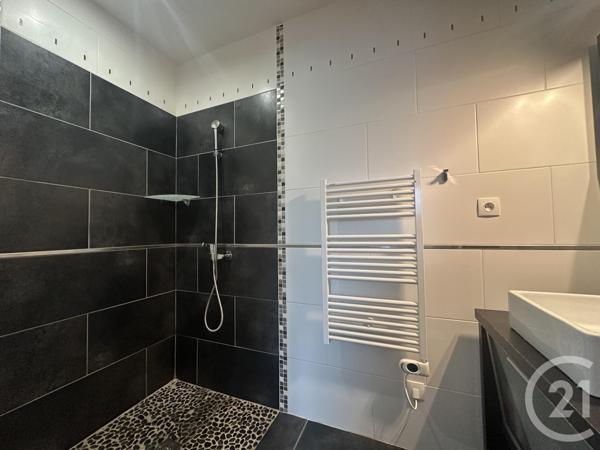 Maison à vendre  5 pièces - 131,50 m2 ST MAURICE DE GOURDANS - 01