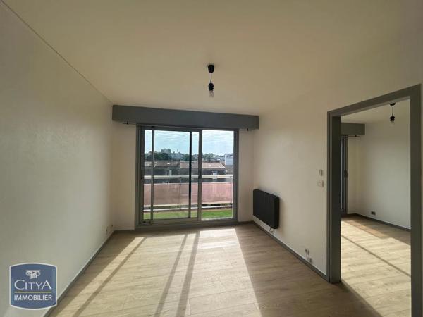 Appartement à louer 2 pièces 30.61m² Niort (79000)