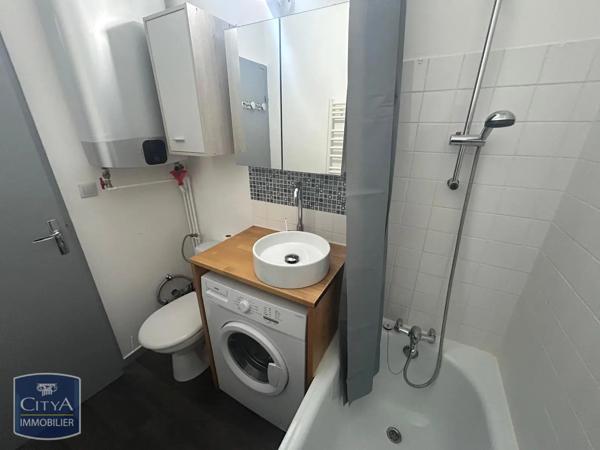 Appartement à louer 2 pièces 30.61m² Niort (79000)
