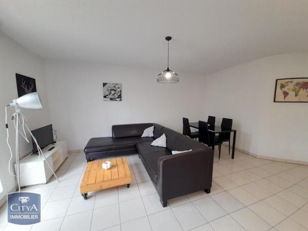 Appartement à louer 2 pièces 47.3m²