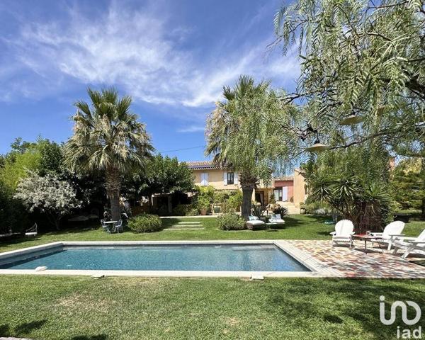 Maison à vendre 11 pièces 380 m² Saint-Cyr-sur-Mer