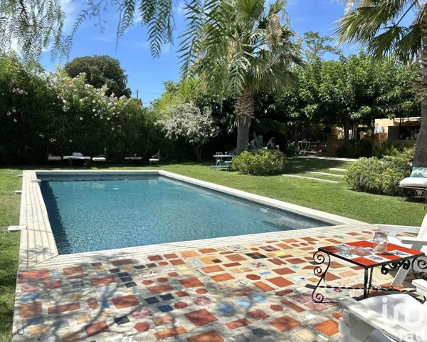 Maison à vendre 11 pièces 380 m² Saint-Cyr-sur-Mer