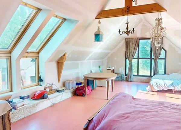 À vendre - Maison contemporaine, 7 pièces située à Plouray (56770)