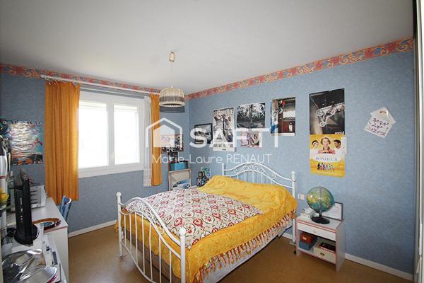 Maison de qualité -  Tout de plain-pied - Superbe extérieur - 4 chambres - 2 SDB et 2 WC