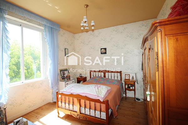 Maison de qualité -  Tout de plain-pied - Superbe extérieur - 4 chambres - 2 SDB et 2 WC