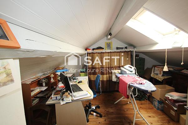 Maison de qualité -  Tout de plain-pied - Superbe extérieur - 4 chambres - 2 SDB et 2 WC