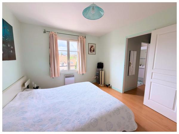 Maison Fontenay Le Fleury 7 pièce(s) 140 m2