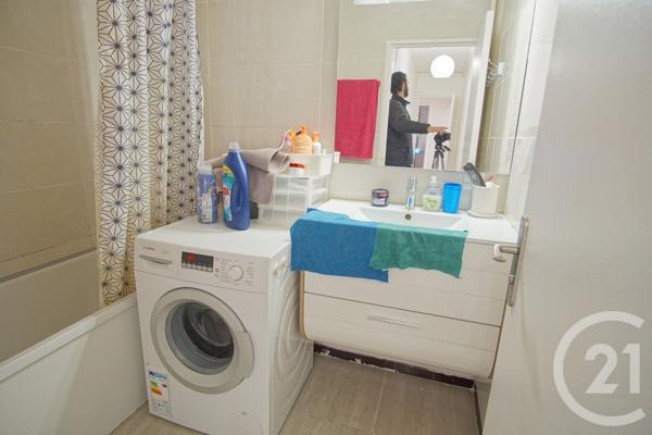 Appartement F2 à vendre  2 pièces - 49,81 m2 CHOISY LE ROI - 94