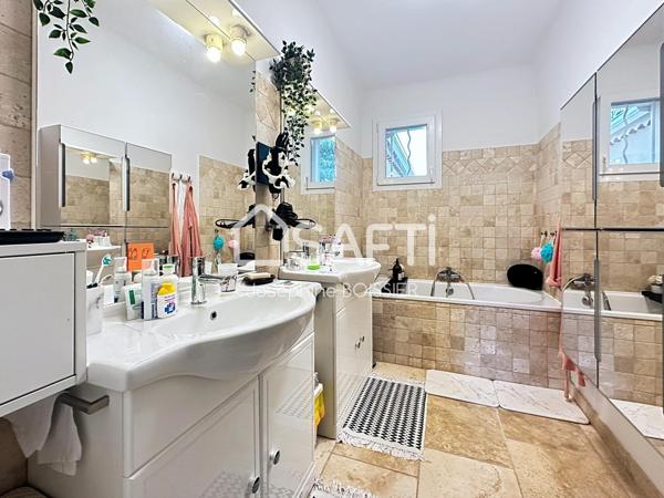 Sur Bedoin (84), maison à étage de 120 m2 env. avec dépendance 40 m2 sur terrain de 3000 m2