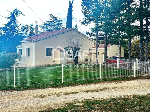 Sur Bedoin (84), maison à étage de 120 m2 env. avec dépendance 40 m2 sur terrain de 3000 m2