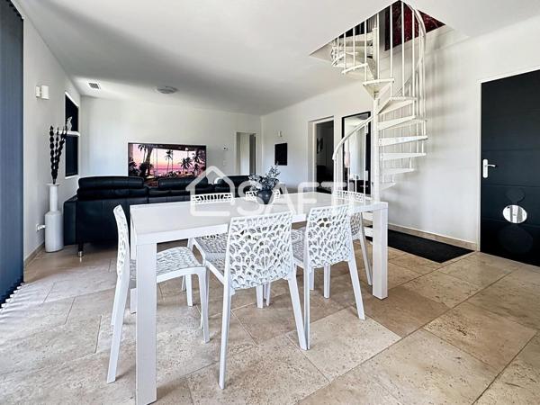 Sur Bedoin (84), maison à étage de 120 m2 env. avec dépendance 40 m2 sur terrain de 3000 m2