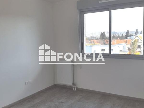 Location Appartement 2 pièces 42.9 m² - 2 AVENUE DES CANADIENS Le Petit Quevilly 76140