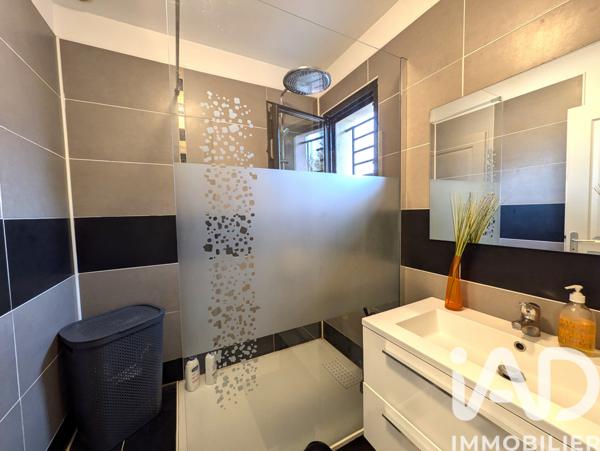 Maison à vendre 5 pièces 112 m² Aix-en-Provence