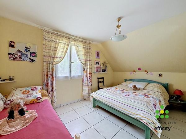 Maison
         6 pièces
        - 181 m² Exclusivité 720 000 € *