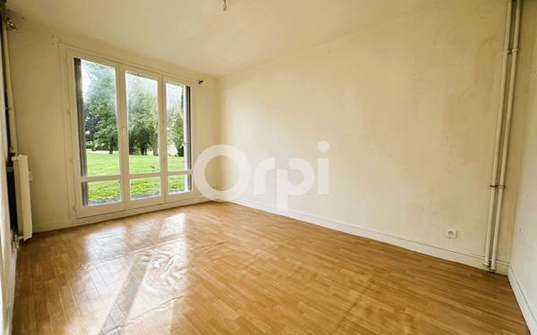 Appartement à louer    1 pièce •  Soissons