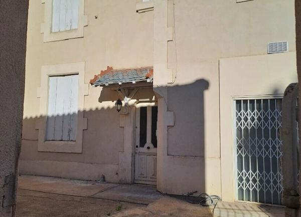 Maison à vendre    5 pièces •  Paulhan