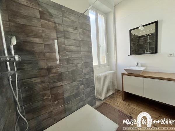 Vente Belle maison de ville - 6 pièces - 200m² - COGNAC Hypercentre