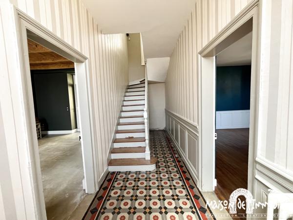 Vente Belle maison de ville - 6 pièces - 200m² - COGNAC Hypercentre