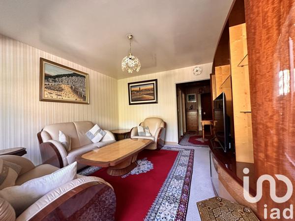 Appartement 2 pièces de 49 m² à Paris (75015)