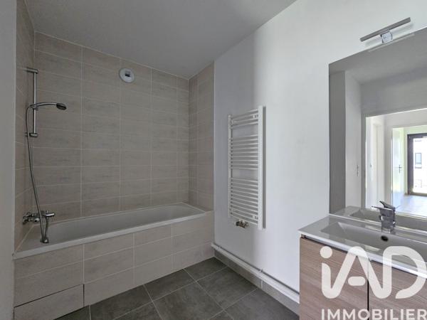 Appartement à vendre 3 pièces 69,9 m² Bassens