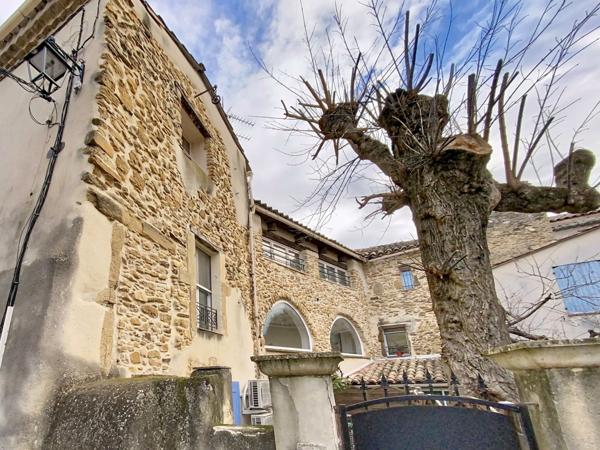 Piolenc (84420) Immeuble de 3 logements loués