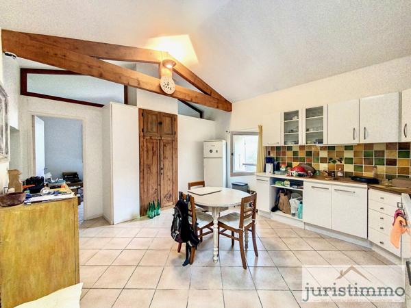 Piolenc (84420) Immeuble de 3 logements loués