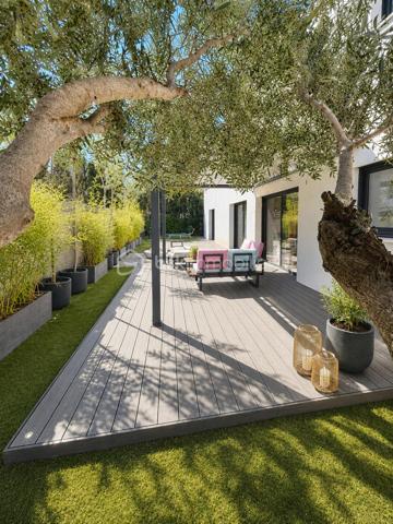 L’élégance contemporaine à quelques minutes des plages…
Dans l’un des secteurs les plus prisés de Six-Fours-les-Plages, Découvrez cette superbe villa contemporaine de 130 m², construite en 2021, où confort, modernité et qualité de vie se conjuguent à la perfection.

Son emplacement est un véritable atout. Vous profiterez d’un environnement résidentiel recherché, calme et familial, tout en rejoignant en seulement quelques minutes les magnifiques plages de Six-Fours, le port du Brusc, les commerces, les écoles ainsi que les principaux axes de circulation. Un équilibre parfait entre douceur de vivre et praticité du quotidien.

Dès l’entrée, la maison séduit par ses volumes généreux et sa belle luminosité. La pièce de vie, baignée de lumière grâce à ses larges ouvertures, accueille une cuisine entièrement aménagée et équipée qui s'intègre harmonieusement à l'espace salon/séjour créant un espace convivial où famille et amis aimeront se retrouver.
Le rez-de-chaussée offre également une petite suite parentale fonctionnelle avec son dressing et sa salle d’eau privative, une buanderie ainsi qu’un WC indépendant, permettant une vie de plain-pied particulièrement confortable.
À l’étage, chacun trouvera son espace. Trois chambres accueillent famille ou invités, dont une bénéficie de sa propre salle d’eau. Une quatrième pièce, actuellement aménagée en bureau, pourra facilement devenir une chambre supplémentaire selon vos besoins. Une salle de bains ainsi qu’un second WC indépendant complètent cet étage parfaitement pensé.

À l’extérieur, tout a été conçu pour profiter pleinement des beaux jours. Une élégante pergola bioclimatique prolonge la terrasse en bois, véritable espace de vie extérieur. Un magnifique jacuzzi, élégamment dissimulé sous une terrasse coulissante motorisée. Le jardin, facile d’entretien, permet de profiter pleinement de chaque instant sans contrainte. Des lauriers tiges et bambous ont récemment été plantés afin de renforcer l'intimité de la terrasse. Leur croissance permettra rapidement de créer un écran végétal naturel. 
Le stationnement est particulièrement confortable avec la possibilité de garer facilement au moins trois véhicules à l’intérieur de la propriété.
Construite selon les dernières normes, cette maison bénéficie de prestations haut de gamme garantissant confort et économies d’énergie :
   ●   DPE A
   ●   Climatisation gainable réversible
   ●   Ballon thermodynamique
   ●   Double vitrage
   ●   Volets roulants électriques
   ●   Construction 2021 répondant aux dernières normes

Les biens réunissant emplacement, prestations récentes et donc sans travaux à prévoir avec une qualité de vie sont actuellement recherchés. Ne laissez pas passer cette opportunité !
Nous restons disponibles 7 jours sur 7.