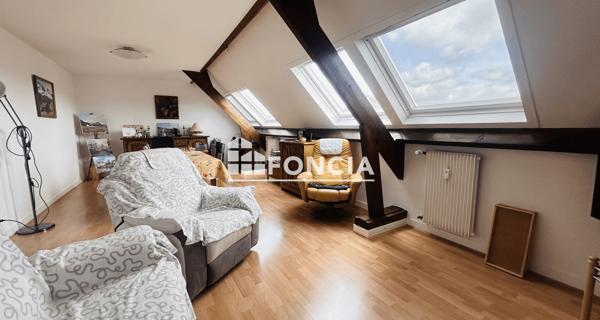 À vendre Appartement 5 pièces 88.25 m² - Dreux 28100