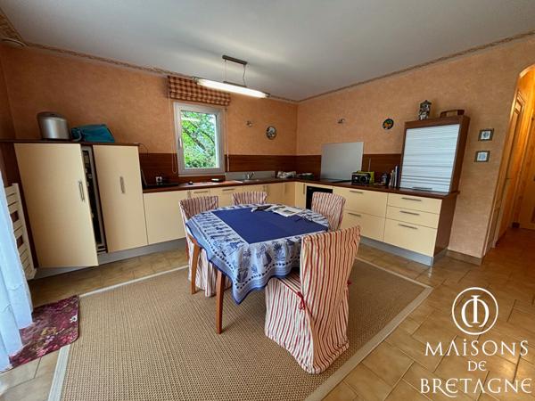 29390 SCAER Scaër, maison 6 pièces avec vie de plain-pied