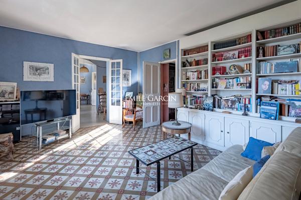 À vendre - La-Seyne-sur-Mer - Tamaris  |  Bastide à restaurer - 190 m²